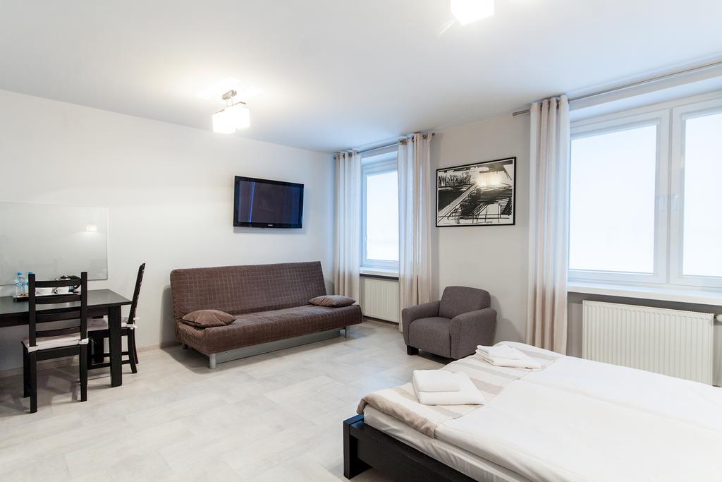 Avion Hotel Swidnik  Exterior photo